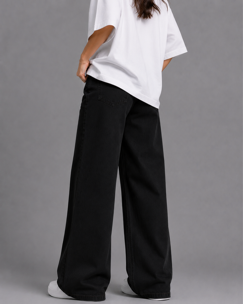 Caudra Black High-Waist Wide-Leg Jeans.