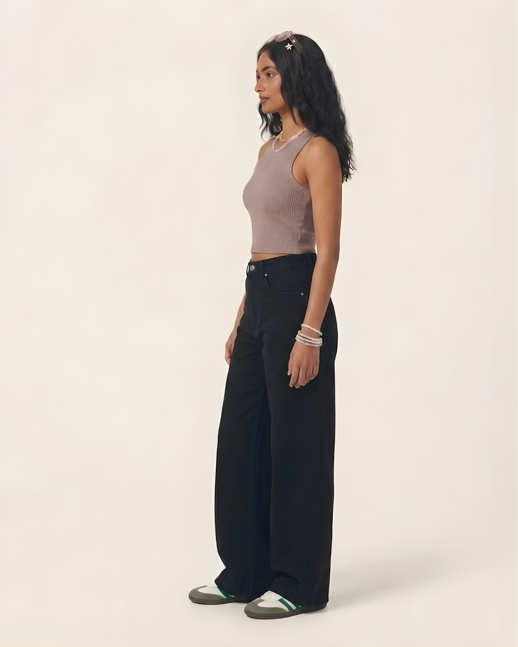 Caudra Black High-Waist Wide-Leg Jeans.