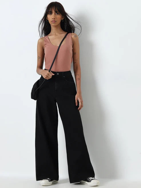 Caudra Black High-Waist Wide-Leg Jeans.