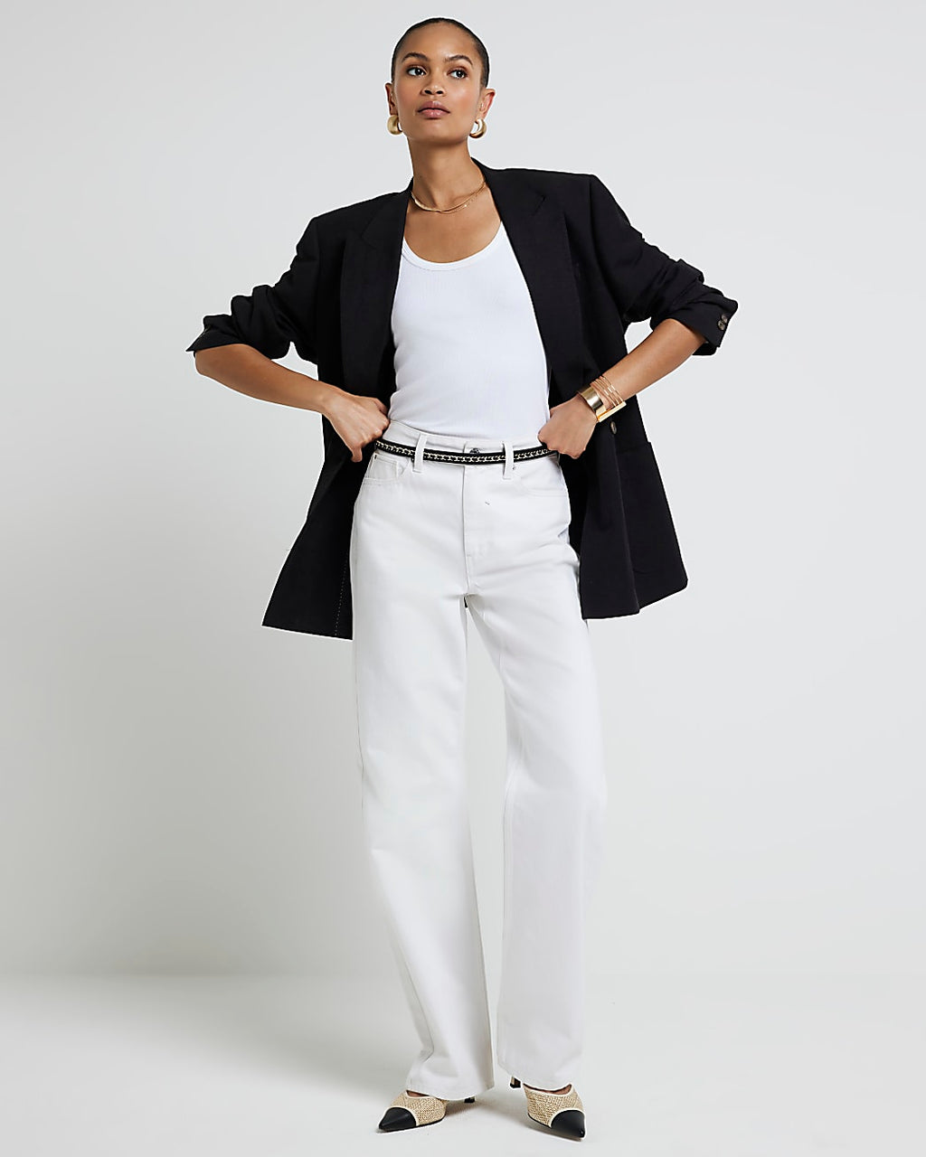 Caudra White High-Waist Loose Straight Jeans.