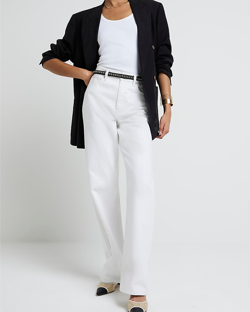 Caudra White High-Waist Loose Straight Jeans.